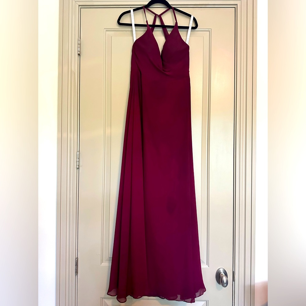 AZAZIE DAVIS
A-Line Pleated Chiffon Floor-Length Dress in Burgundy